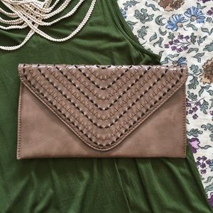 nwot miztique stitch detail clutch